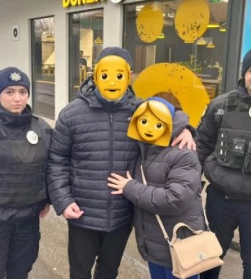 В Ужгороді патрульні допомогли знайти чоловіка, який загубився