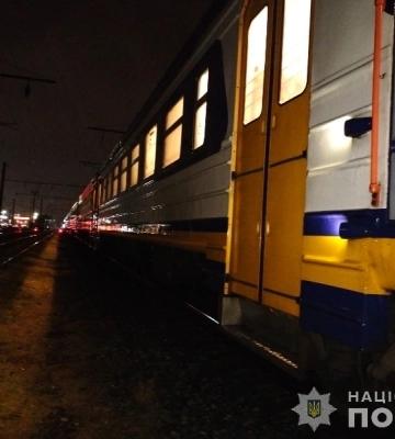 В Одесі пасажирський потяг на смерть збив чоловіка