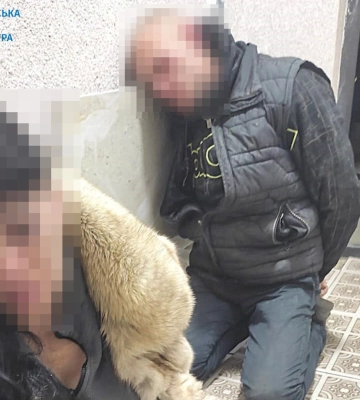 На Житомирщині затримали трьох спільників, які вимагали гроші в пораненого військового