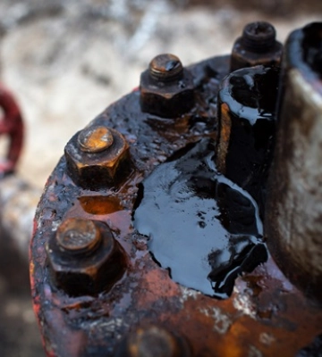 США рассмотрят &quot;иранские&quot; санкции против российской нефти - СМИ