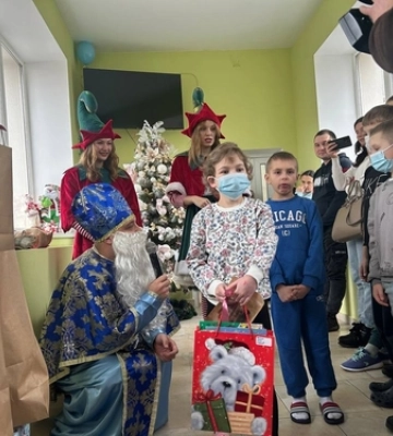 У Луцьку волонтери влаштували свято для онкохворих дітлахів 