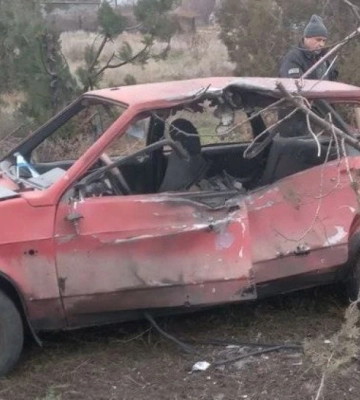 На Херсонщині російські військові атакували з дрона цивільне авто
