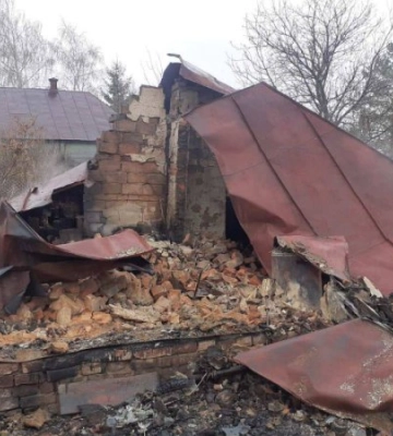 Внаслідок авіаудару РФ на Сумщині у власному будинку загинуло подружжя