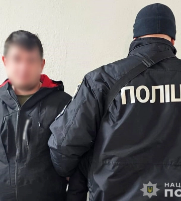 У Чернігові поліція затримала телефонного терориста, який погрожував підірвати багатоповерхівку