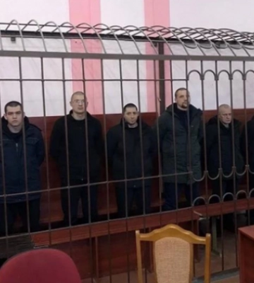 росіяни засудили дев’ятьох захисників Маріуполя