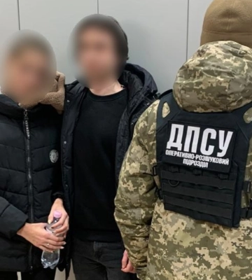 На кордоні з Польщею викрили молоду псевдосімейну пару.  На чому спалилися