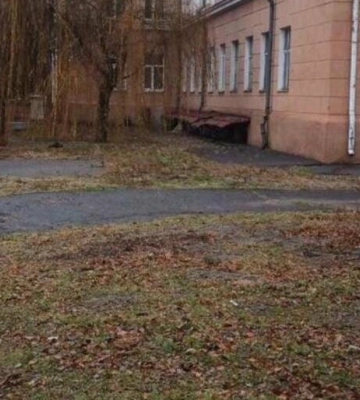 Парковка за 27 млн грн: у Дніпрі підприємці захопили територію університету