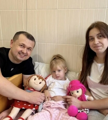 «У такій ситуації мало хто виживає». Лікарі «Охматдиту» врятували життя 3-річній дівчинці