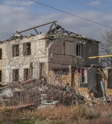 Россияне обстреляли около 30 населенных пунктов Херсонской области. Погибли и пострадали люди