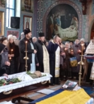 На Волині провели в останню дорогу захисника Олександра Шевчика