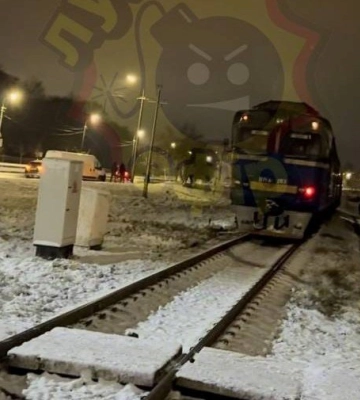 Водій авто проігнорував заборонний сигнал: деталі ДТП на залізничному переїзді у Луцьку