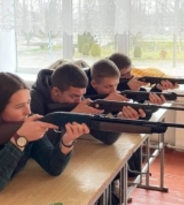 У селі на Волині відбулися шкільні змагання зі стрільби