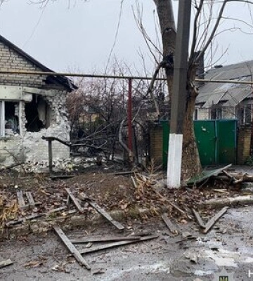 Наслідки атак РФ на Донеччині: Четверо поранених, пошкоджено 22 об’єкти, зокрема 15 будинків. ФОТОрепортаж