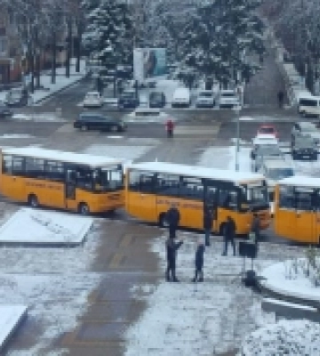 Чотири шкільні автобуси отримали громади Рівненщини