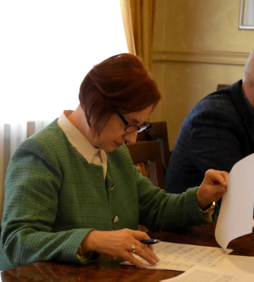 В обласній раді триває робота у постійних комісіях