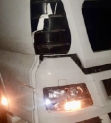 В Одеському районі вантажівка збила чоловіка, який йшов по краю дороги