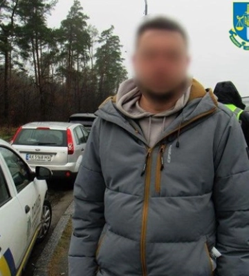 В Киеве задержали мужчину с 16 кг каннабиса