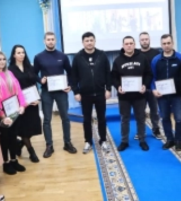 У Миколаєві ветеранам та їхнім родинам вручили сертифікати на отримання житла