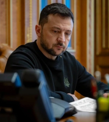 Володимир Зеленський провів телефонну розмову з Джорджею Мелоні