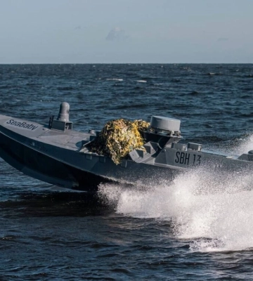 Морські дрони ВМС вдарили по системах спостереження на газових платформах біля узбережжя Криму