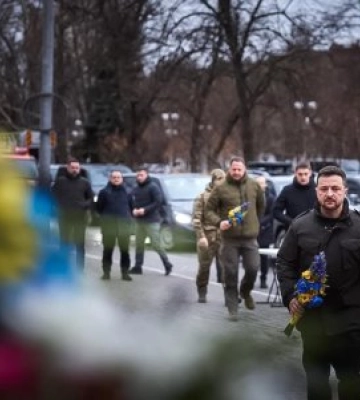 Віктор Микита: Разом із Главою держави Володимиром Зеленським і керівником Офісу Президента Андрієм Єрмаком ушанували памʼять загиблих унаслідок ракетного удару по Запоріжжю