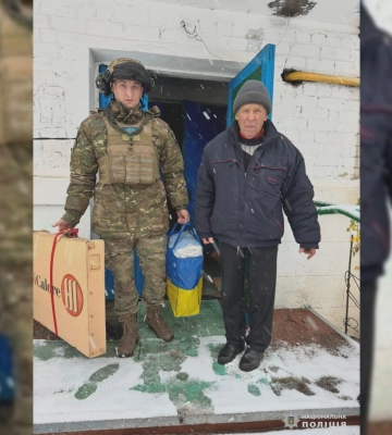 Полицейские вывезли людей из Купянского района – подробности эвакуации