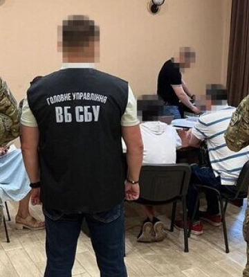 Шпигували для ФСБ під виглядом &quot;квест-гри&quot;: СБУ затримала групу підлітків у Харкові. ФОТОрепортаж