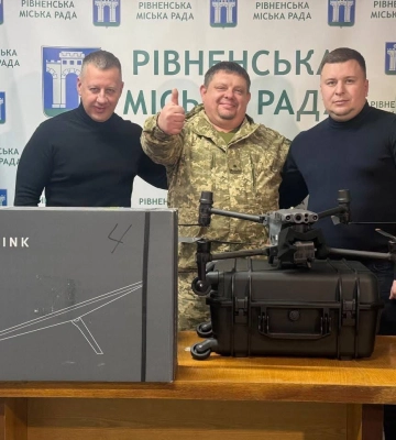 Рівне передало на фронт десятки дронів