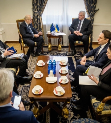 Міністр закордонних справ України зустрівся з єврокомісаром з питань оборони
