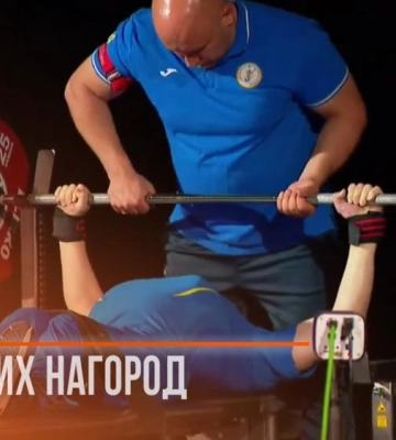Плавці Дніпропетровщини вибороли 88 медалей на чемпіонатах України
