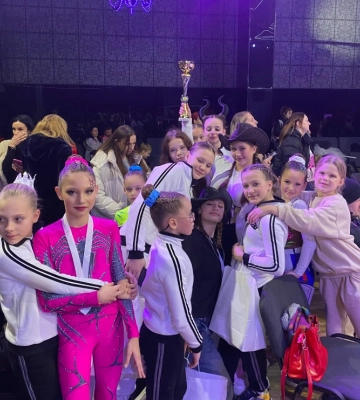 Сумчанки відзначилися на чемпіонаті з повітряної гімнастики Сумчанки відзначилися на чемпіонаті з повітряної гімнастики
