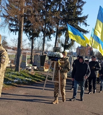 На Рівненщині через брак грошей краще доглядають за важливими дорогами