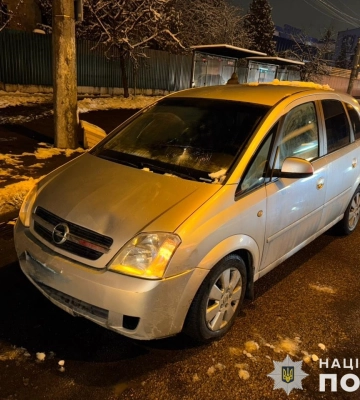 У Львові 81-річна жінка потрапила під автомобіль та до лікарні, - поліція