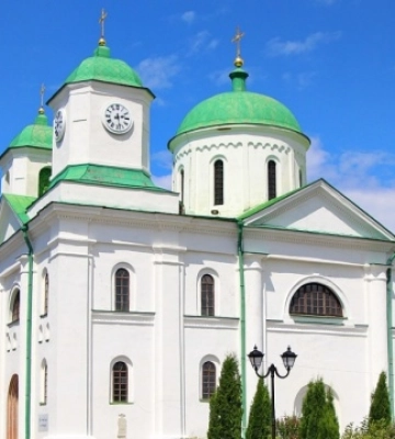 У власність держави повернули Успенський собор у Каневі