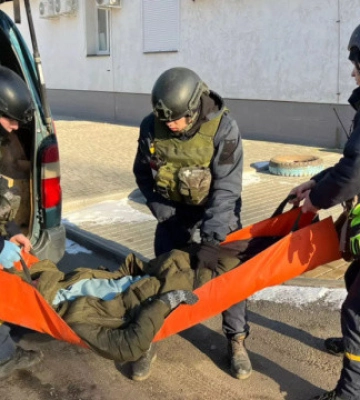 Російські війська обстріляли Нікополь: поранена жінка