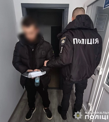 Влаштували вогняну атаку на авто у Вінниці: у Дніпрі затримано групу паліїв