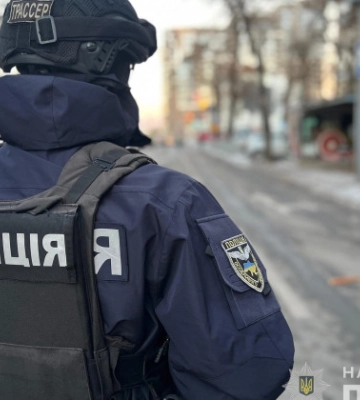 В центральному районі Дніпра пролунав вибух – загинула людина, серед поранених поліцейські, що відомо