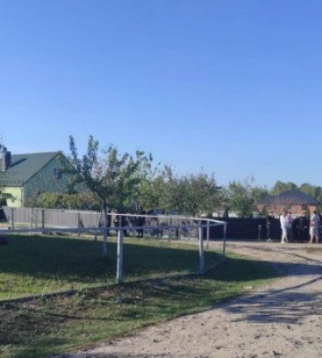 На Волині чоловік стріляв по будинку сусідів: як покарали порушника