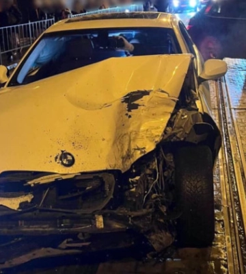 Во Львове на пешеходном переходе нетрезвый водитель BMW врезался в Jeep