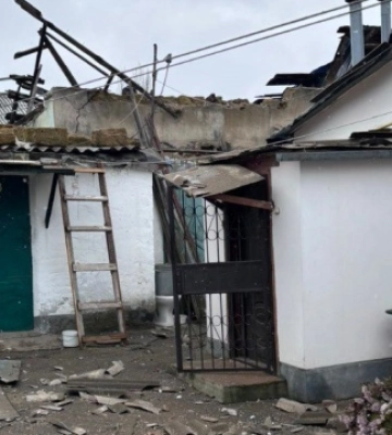 Росіяни за добу обстріляли 38 населених пунктів Херсонщини, п’ятеро постраждалих
