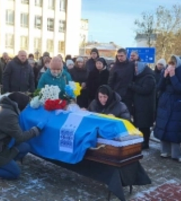 Над снігами і короваєм «плинула кача» за загиблим Миколою Недригою, військовим з Острога. ФОТО, ВІДЕО