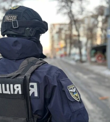 На Рівненщині чоловік стріляв у натовп із автомата, є поранені