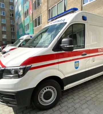 Постраждалих у масштабній ДТП доставили у лікарні Львова: подробиці