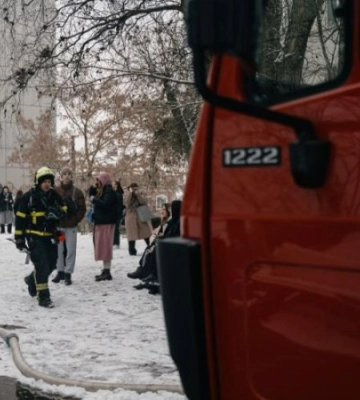 У Києві ліквідували пожежу в гуртожитку (ФОТО)