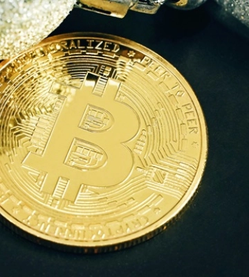 Цена биткоина побила исторический рекорд