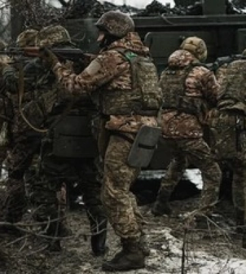 Враг активно штурмует наши позиции в районе Нового Комара, в городской застройке Часова Яра и в Курахово, - ОСГВ &quot;Хортица&quot;