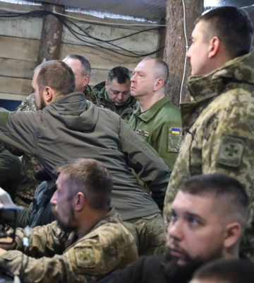 Голова ДПСУ побував на позиціях прикордонників на кордоні з Росією у межах Сумщини Голова ДПСУ побував на позиціях прикордонників на кордоні з Росією у межах Сумщини