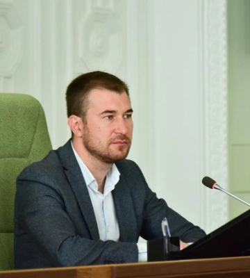 В. о. мера Чернігова Ломако подає у відставку: &quot;Місто взяли в заручники. Ціна - моя посада. Щоб місто вижило, я цю ціну заплачу&quot;. ВIДЕО