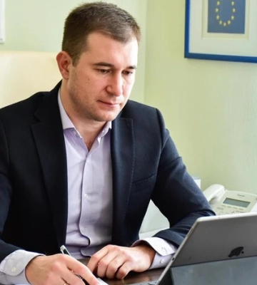В.о. мера Чернігова заявив, що йде з посади через тиск