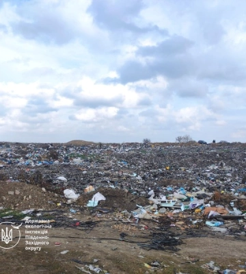 В Одеській області виявили несанкціоноване сміттєзвалище
